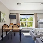 瓦埃勒大宿舍酒店 旅馆 瓦埃勒