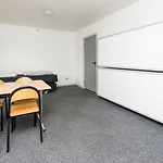 瓦埃勒大宿舍酒店 * 瓦埃勒