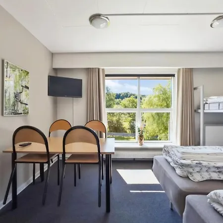 Danhostel אכסניה וייל