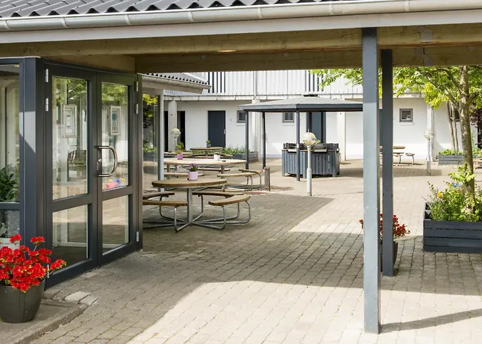 Danhostel *